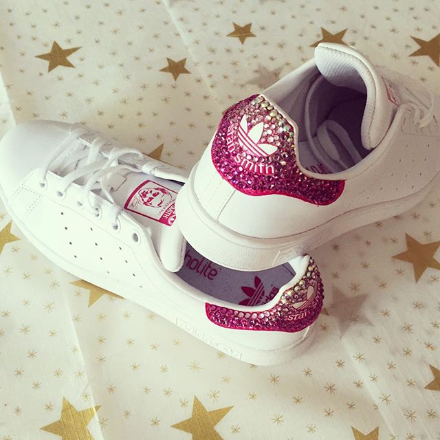 stan smith brillantini dietro