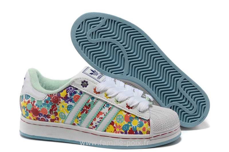 adidas superstar femme motif fleur