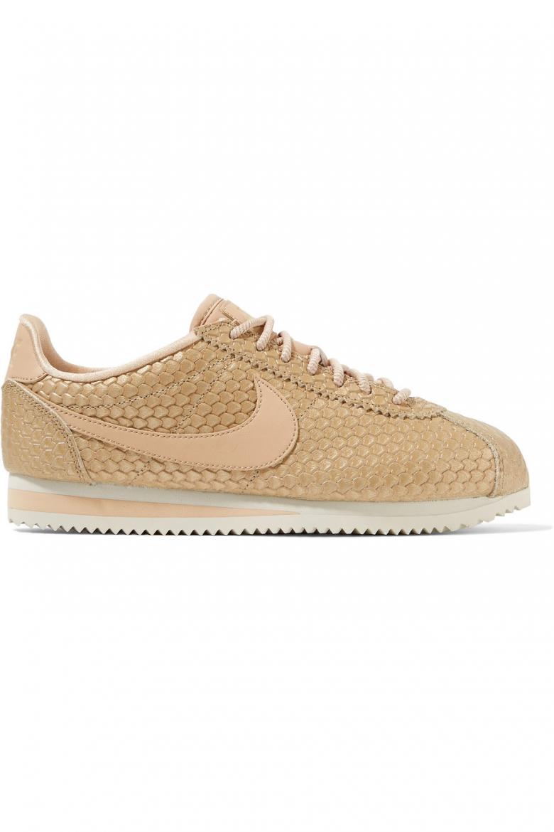 basket nike femme noir et doré