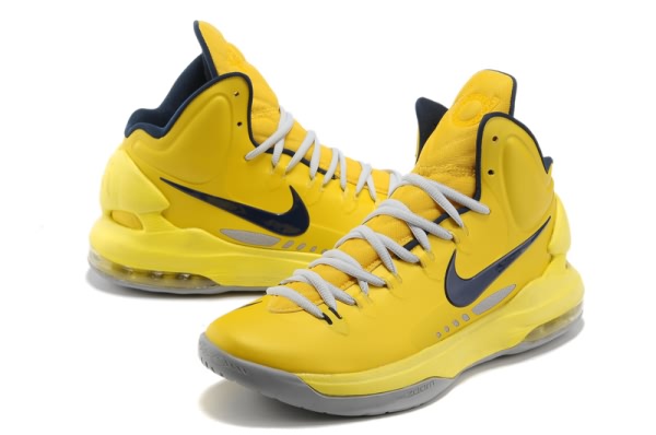 basket nike jaune moutarde